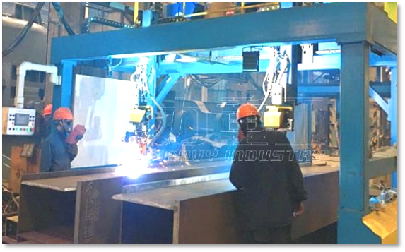 車架梁智能焊接機(jī)器人